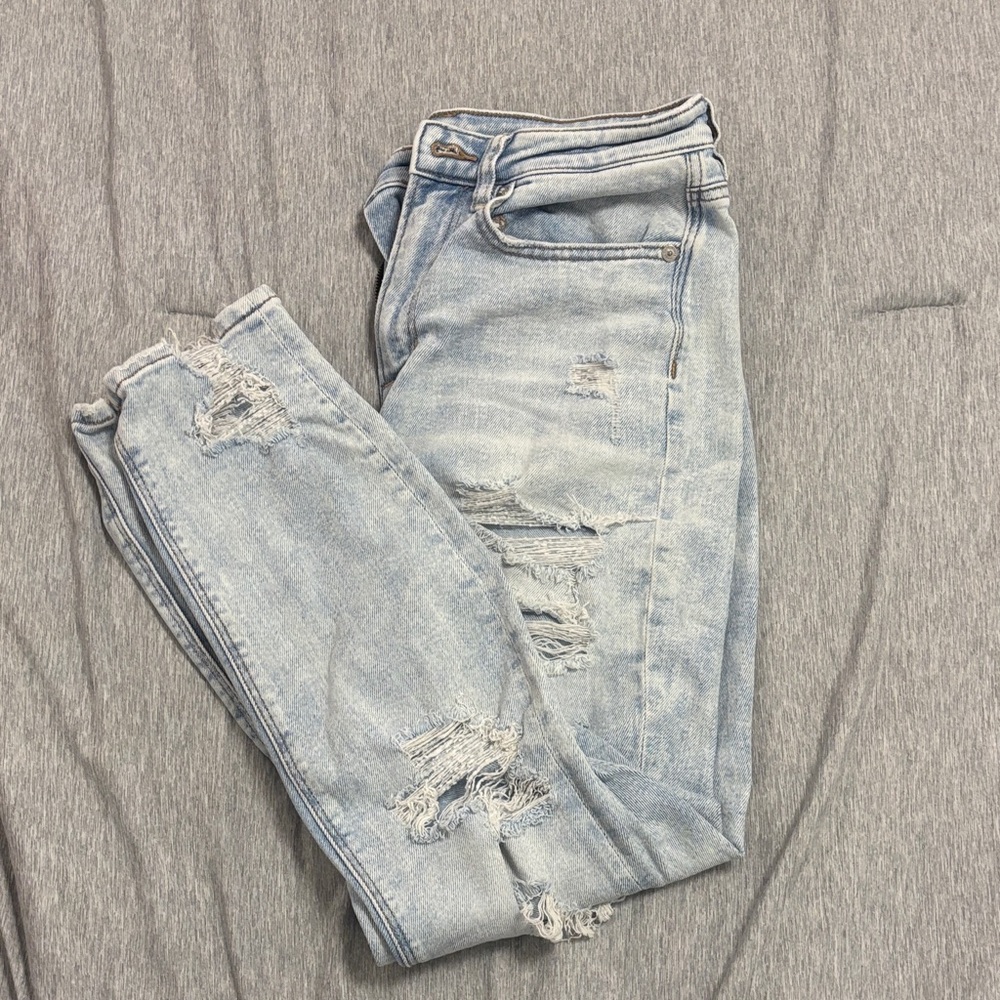 American Eagle Outfitters Light Blue Distressed Straight Leg Jeans